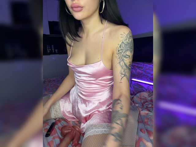 KISAKOT23AMG live cam on BongaCams