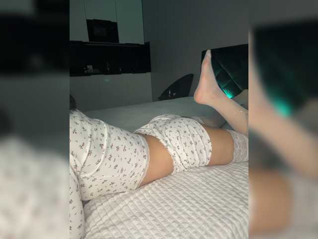 TIFFANY_ live cam preview
