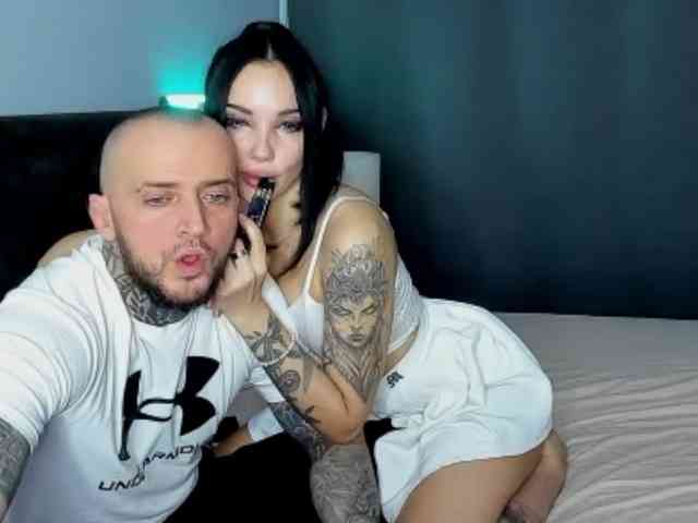 TOMMY_TIFFFANY webcam