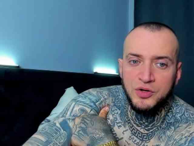 SANTYAGO_TIFANY webcam