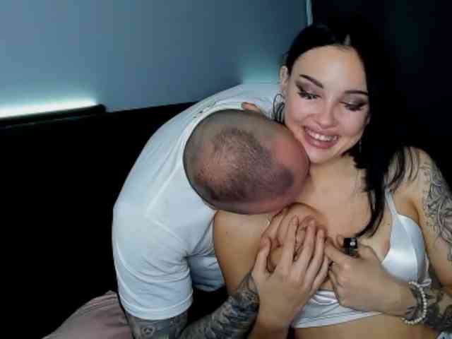TOMMY_TIFFFANY webcam
