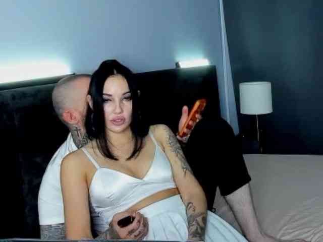 TOMMY_TIFFFANY webcam