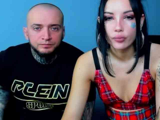 Модель: TOMMY_TIFFFANY
