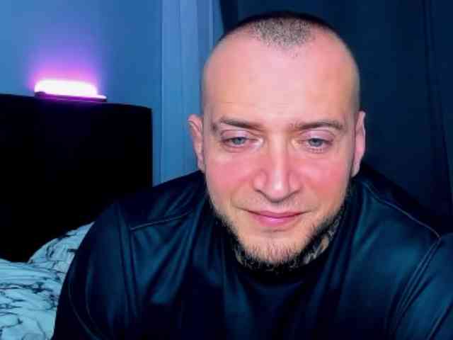 SANTYAGO_TIFANY webcam