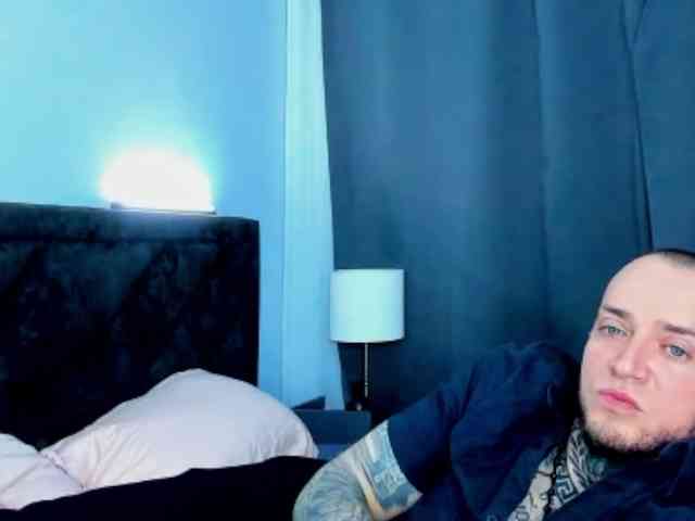SANTYAGO_TIFANY webcam