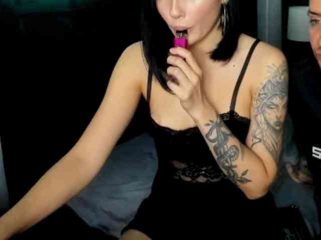 TOMMY_TIFFFANY webcam