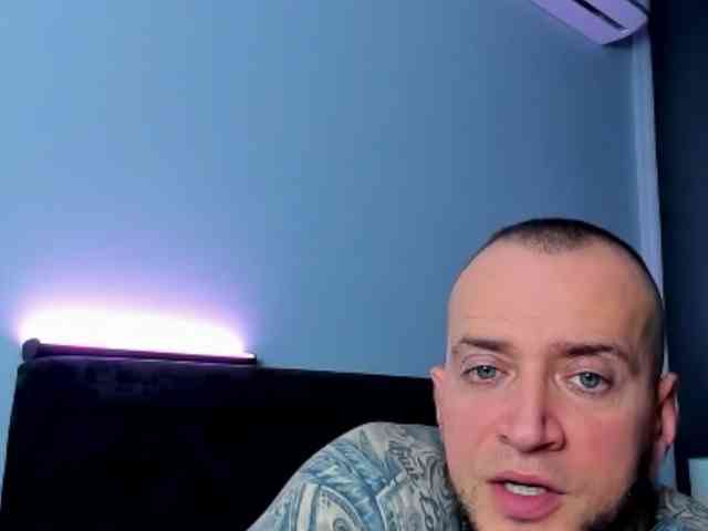 SANTYAGO_TIFANY webcam