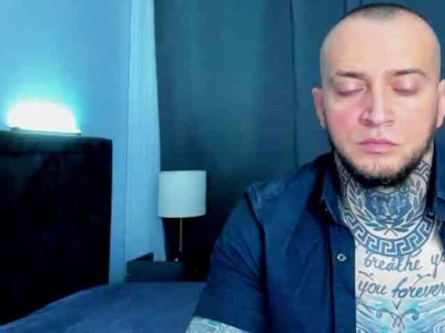 SANTYAGO_TIFANY webcam