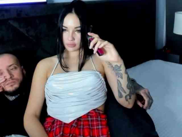 TOMMY_TIFFFANY webcam
