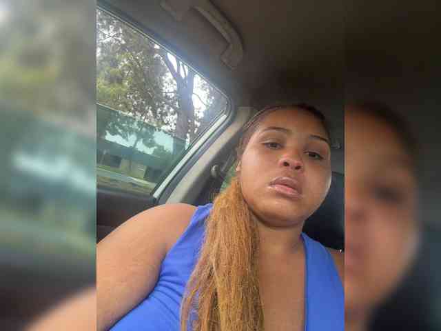 IDatedGraceinLace webcam