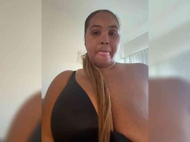 IDatedGraceinLace webcam