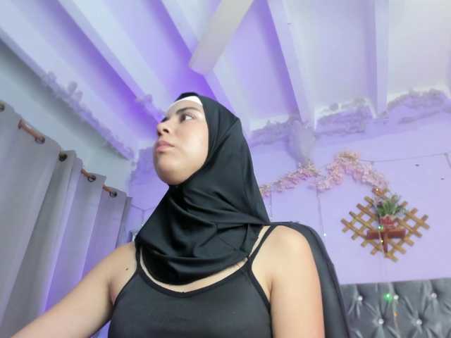 DanaPetite live cam on BongaCams