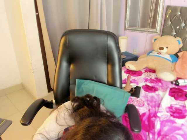 DanaPetite live cam on BongaCams