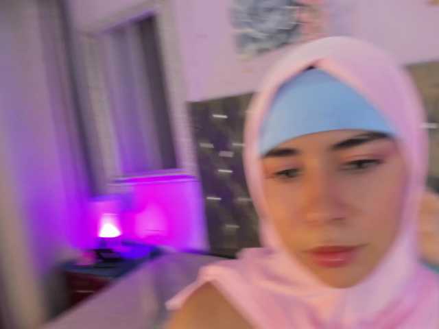 DanaPetite live cam on BongaCams
