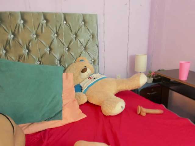 DanaPetite live cam on BongaCams