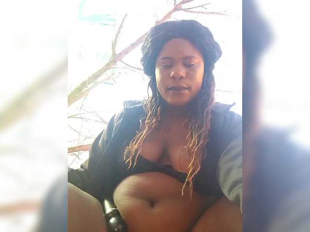 Carrielove live cam on BongaCams