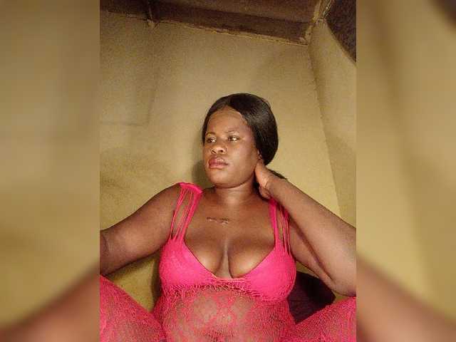 Carrielove live cam on BongaCams