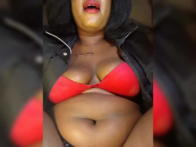 Carrielove live webcam show
