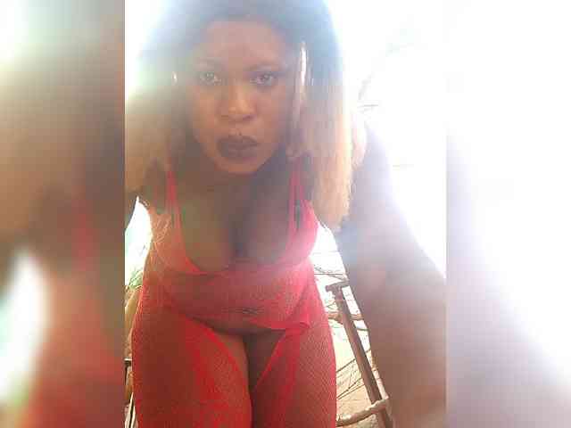 Carrielove webcam
