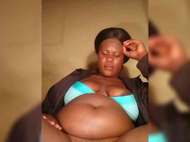 Carrielove webcam