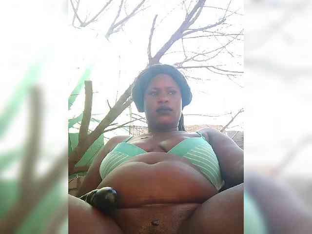 Carrielove webcam