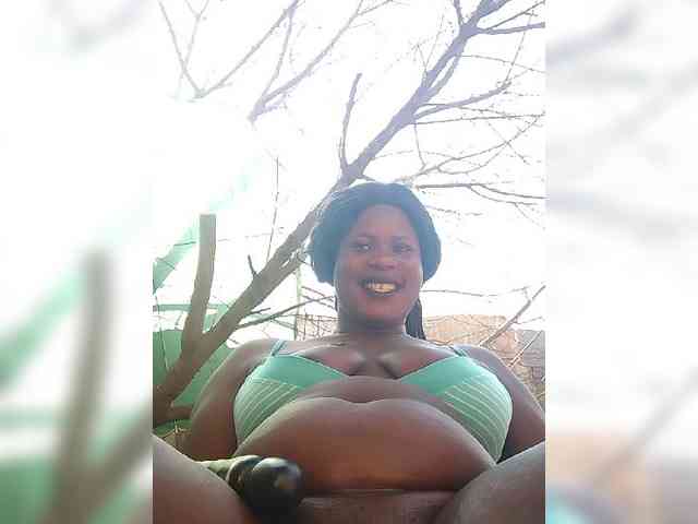 Carrielove webcam