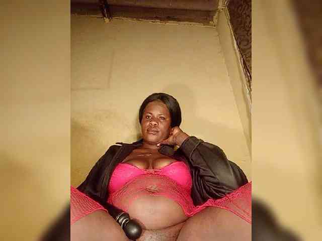 Carrielove webcam