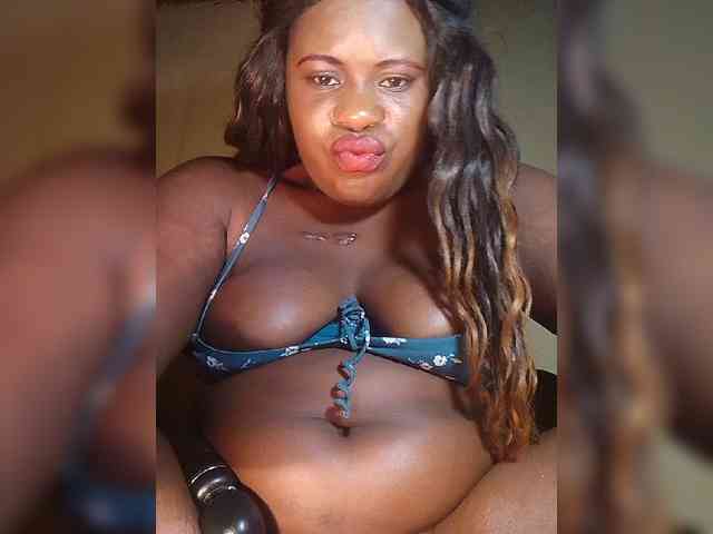Carrielove webcam