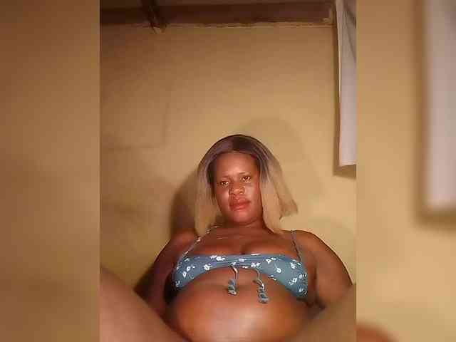 Carrielove webcam