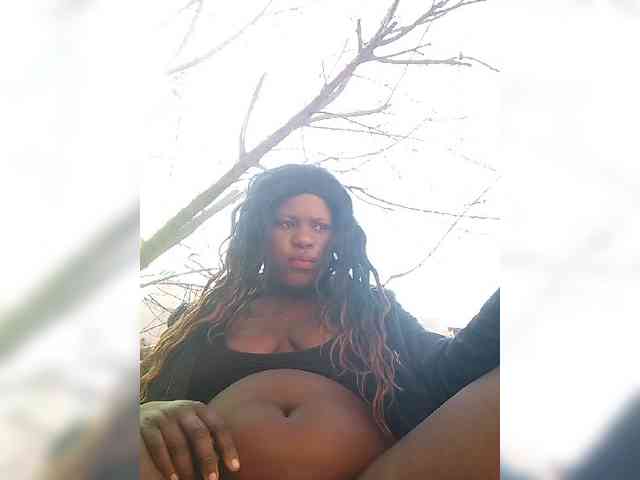 Carrielove webcam