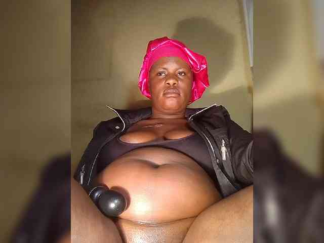 Carrielove webcam