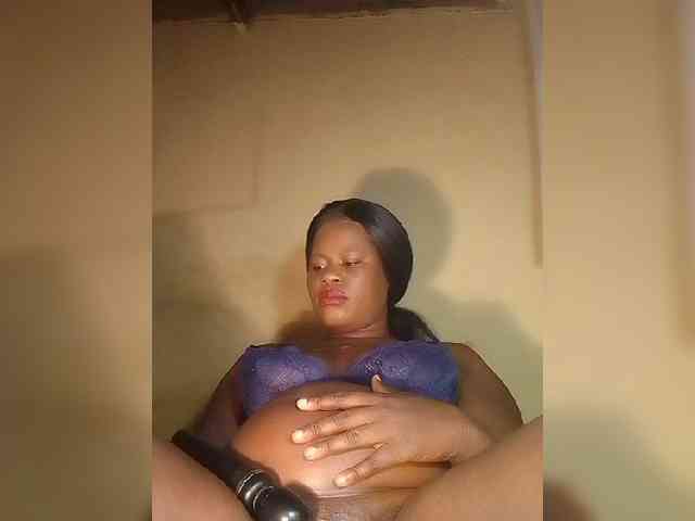 Carrielove webcam