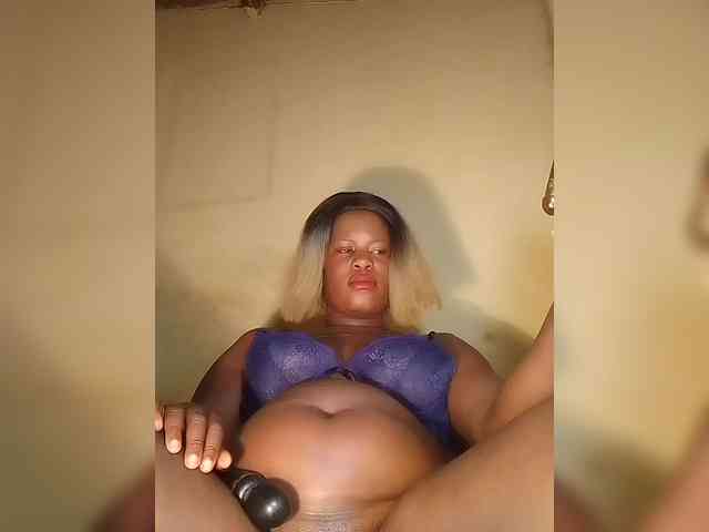 Carrielove webcam