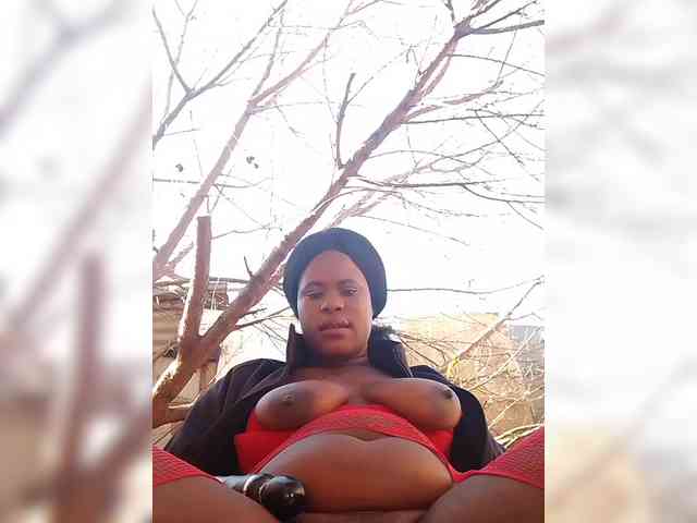 Carrielove webcam