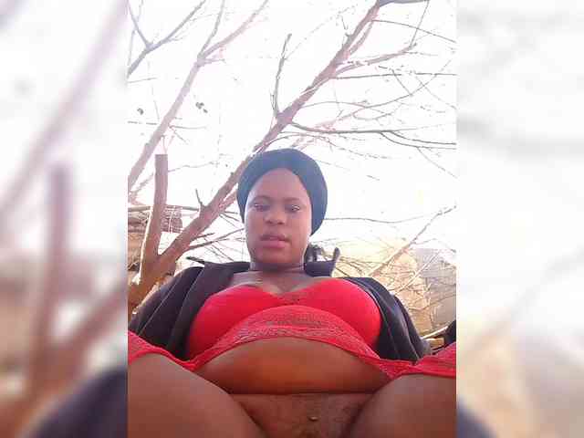 Carrielove webcam