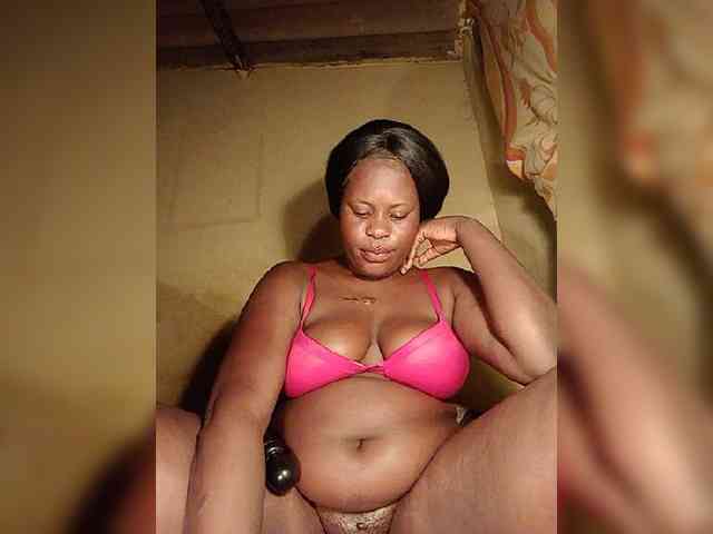 Carrielove webcam