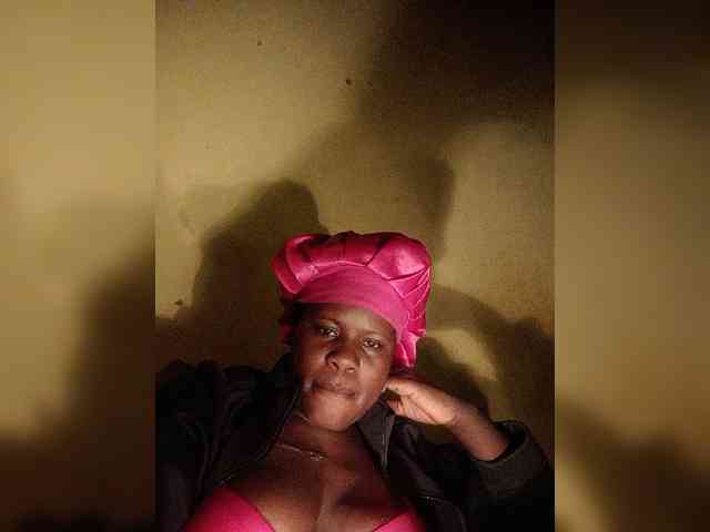 Carrielove webcam
