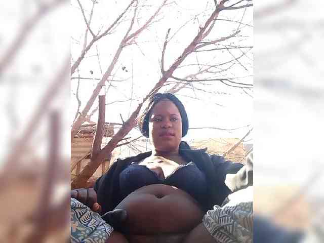 Carrielove webcam