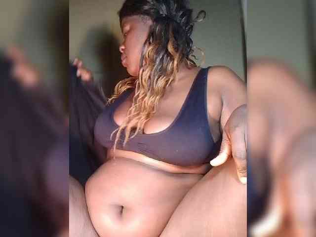 Carrielove webcam