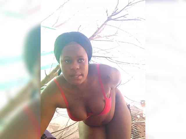 Carrielove webcam