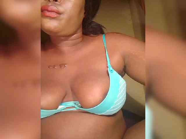 Carrielove webcam