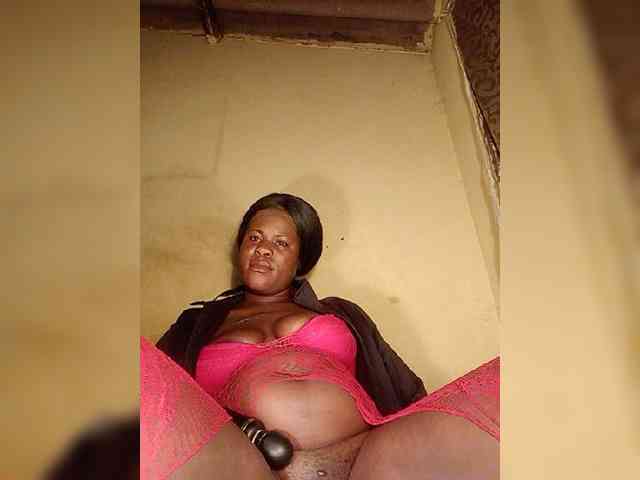 Carrielove webcam