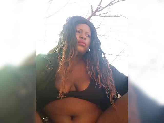 Carrielove webcam