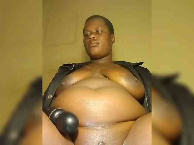 Carrielove webcam