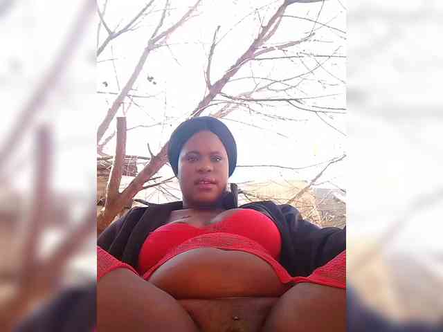 Carrielove webcam