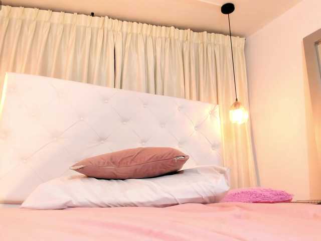 Samantha-lenox live cam on BongaCams