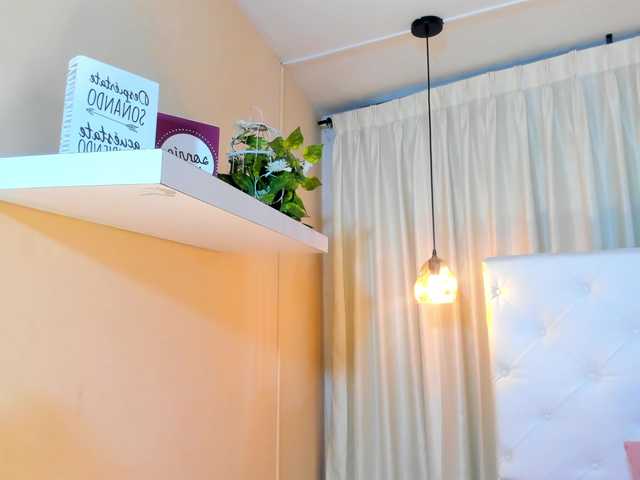 Samantha-lenox live cam on BongaCams