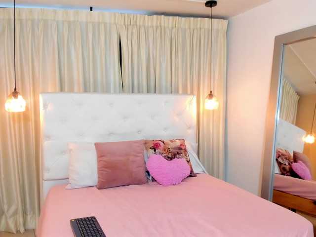 Samantha-lenox live cam on BongaCams