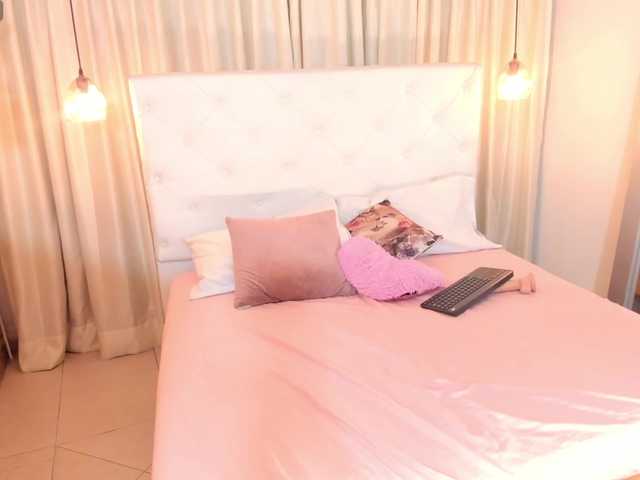 Samantha-lenox live cam on BongaCams