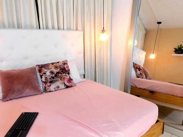 Samantha-lenox live cam on BongaCams